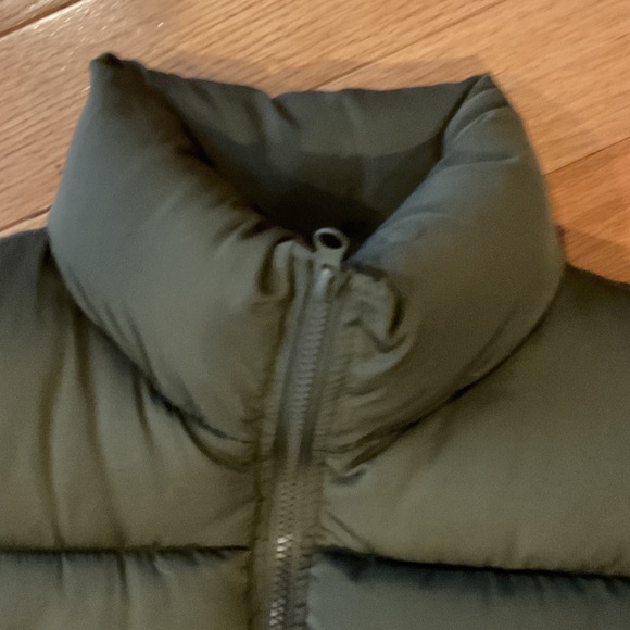 New In NWT Olive Green Puffer Vest GORPCORE cottagecore medium ptp 18 medium - Picture 5 of 9